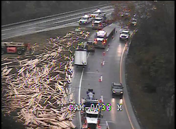 71 AT 264 LUMBER SPILL - 11-7-19.jpg